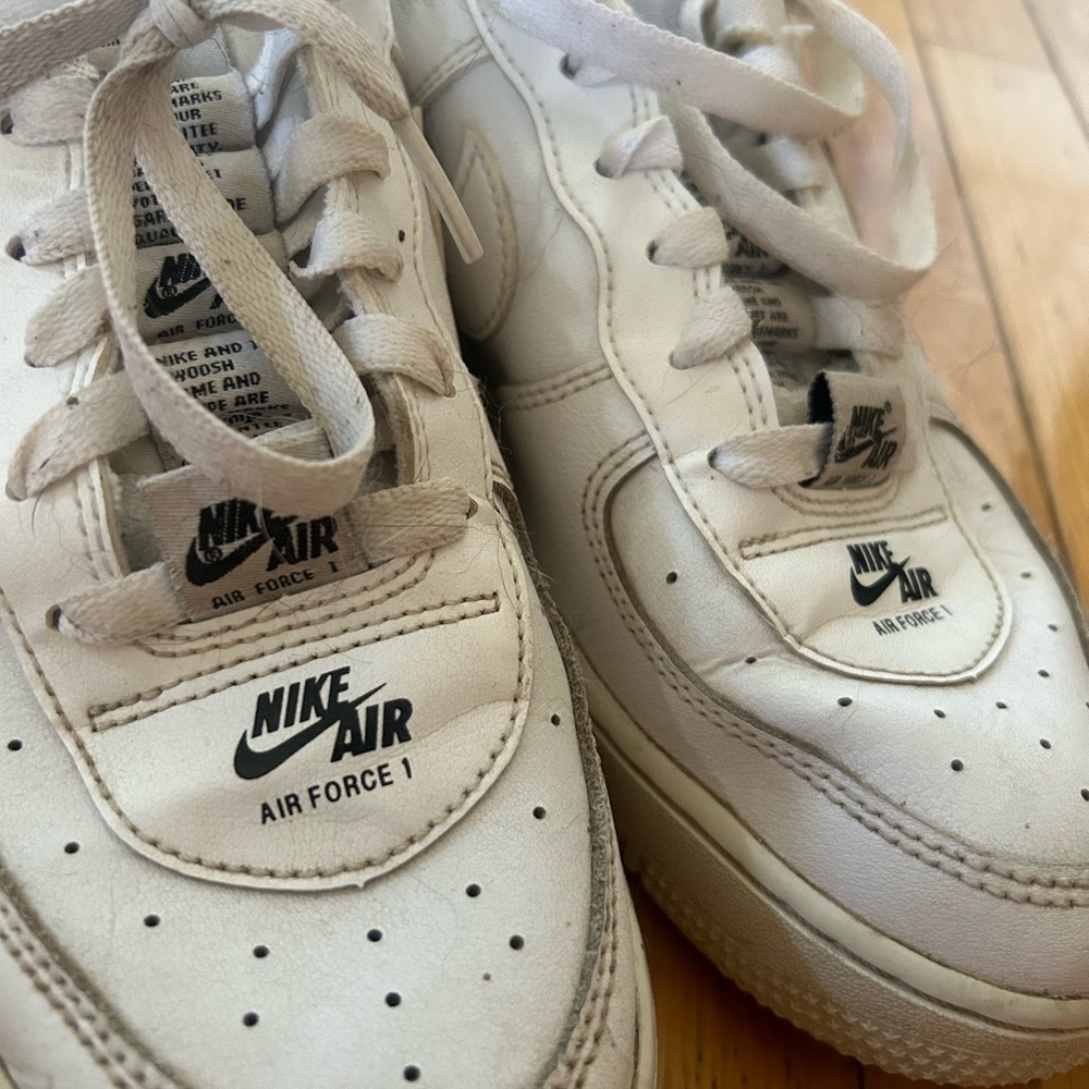 Nike AirForce 1 white and black